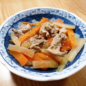 大根とにんじん豚肉のきんぴら風